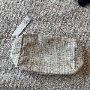 Stoney Clover Large Textured Pouch